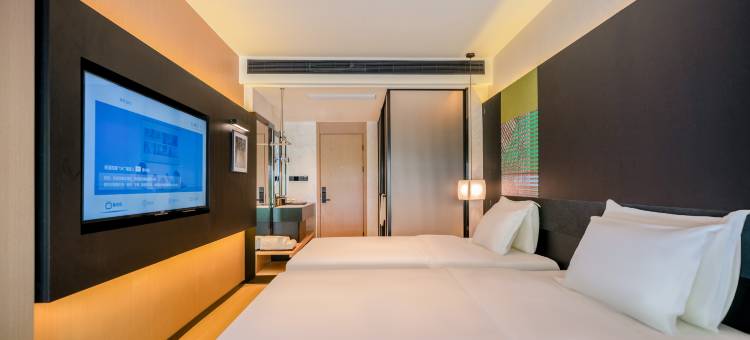 SFEEL设计师酒店(九寨沟景区游客中心店)图片