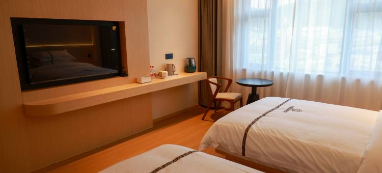 错那云栖温泉酒店图片