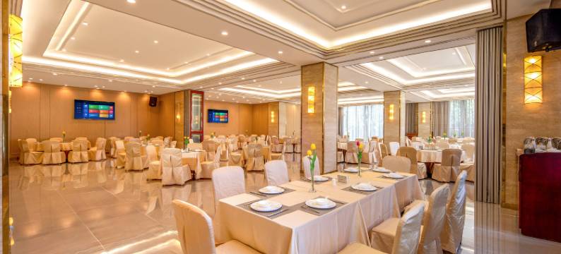 维也纳酒店(腾冲财富中心旅游汽车客运站店)图片