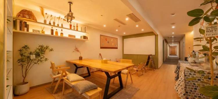 登巴客栈(杭州龙湖滨江天街江汉路地铁站店)图片