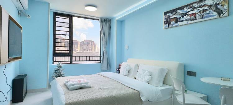 寻光轻奢·投影公寓(南宁龙湖青秀天街店)图片