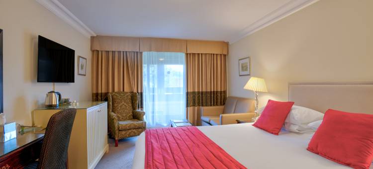 伯福德桥酒店的星期天博克斯希尔(Sunday Box Hill Burford Bridge Hotel)图片