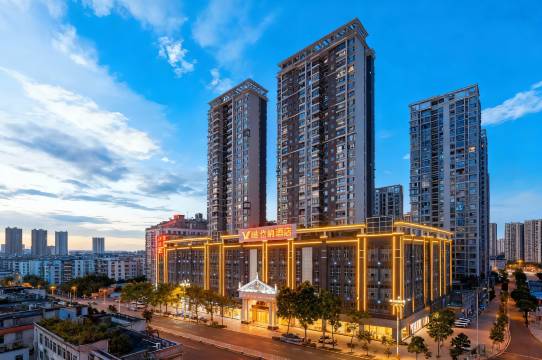 维也纳酒店(潮州古城人民广场店)