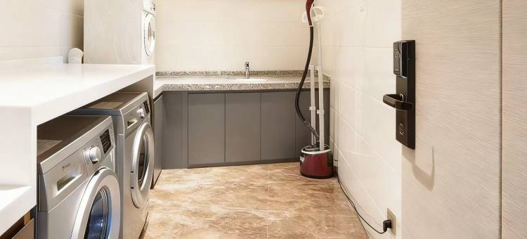 怡程酒店(柳州音乐喷泉银泰城店)图片