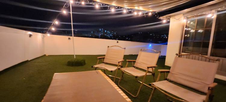 屋顶私享 J(Rooftop stay J, Camping-style Terrace, Modern Room, Traditional Market, 3R4B, Real Seoul)图片
