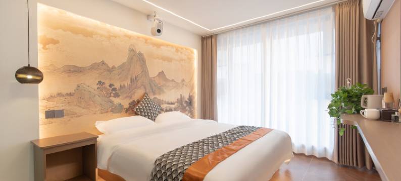 暮晨·云栖丨Twilight·Skyrest观影轻奢美宿(万岁山武侠城店)图片