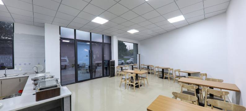 湖州都市花园酒店(织里镇今海岸步行街店)图片