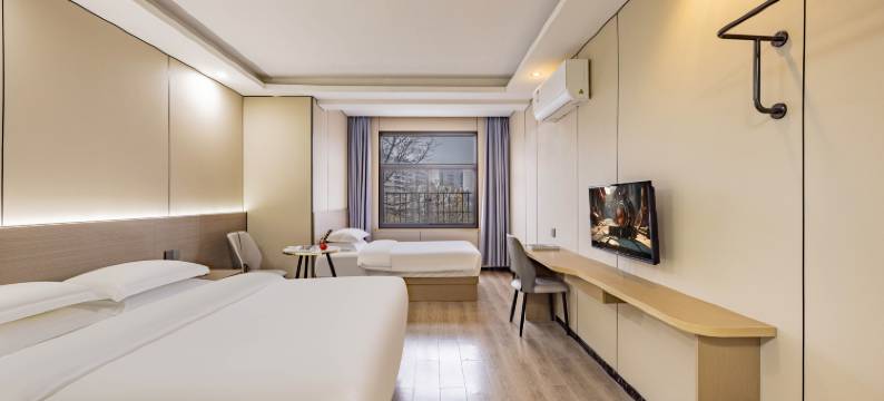 逸宿轻居酒店(宁波高教园区店)图片