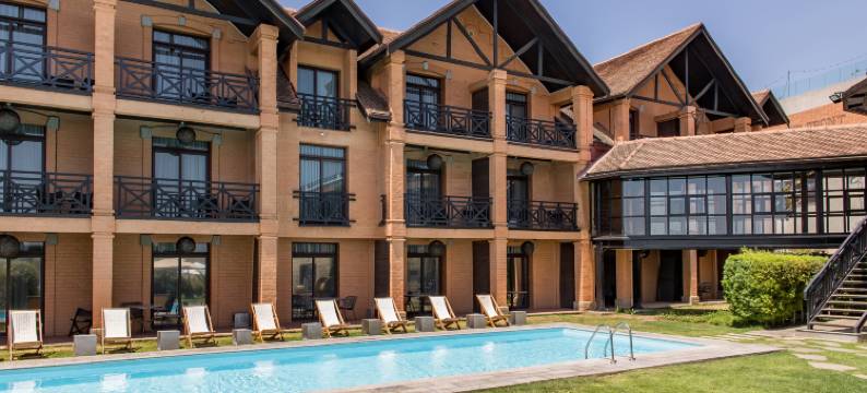 安塔那那利佛坦博霍滨水丽笙酒店(Radisson Tamboho Waterfront Antananarivo)图片