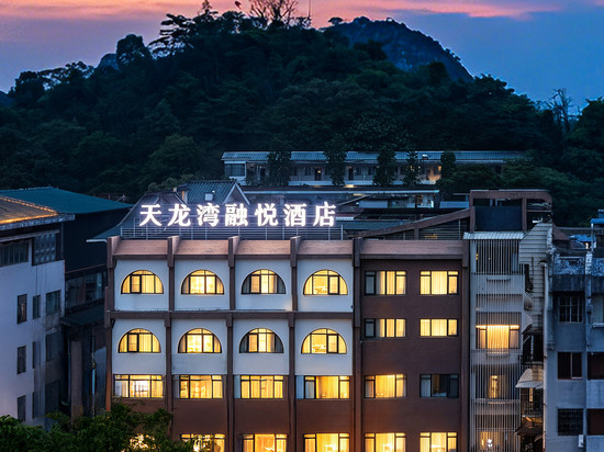 天龙湾融悦酒店(桂林两江四湖象鼻山景区店)