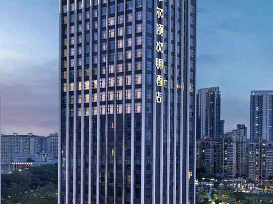 东莞南城西平希尔顿欢朋酒店