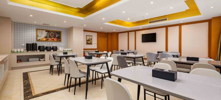 维也纳酒店(武汉华中师范大学虎泉地铁站店)图片