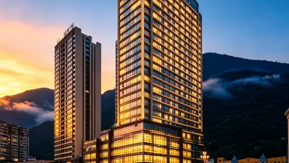 豪華