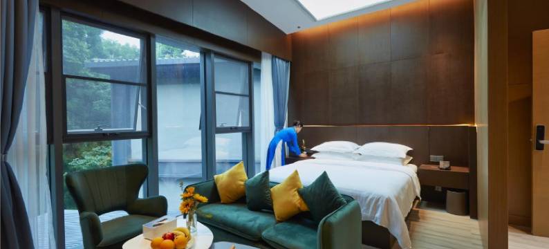十二山居(贵阳龙洞堡机场森林公园店)图片