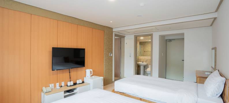 J2家庭酒店(J2 Family Hotel)图片