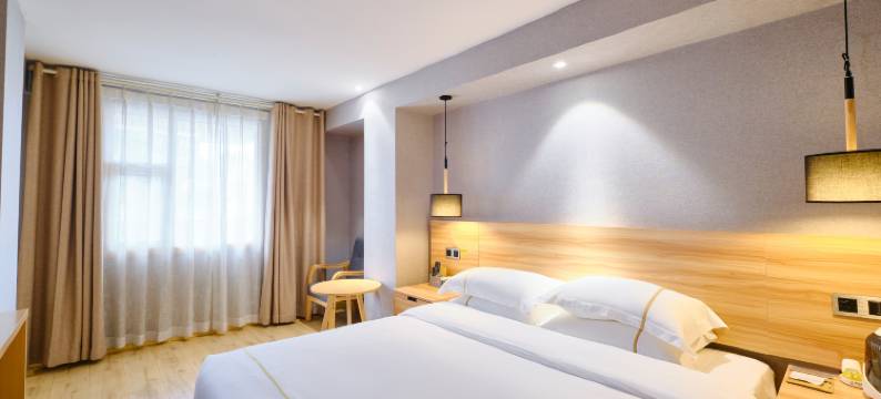 快乐适家酒店(达州市职业高级中学店)图片