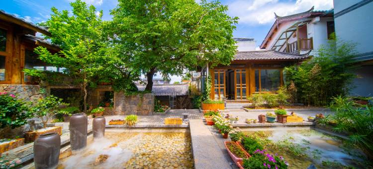 云柏·隐柿山院(束河古镇店)图片