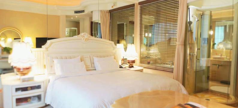 白金汉爵大酒店(苏州相城店)图片