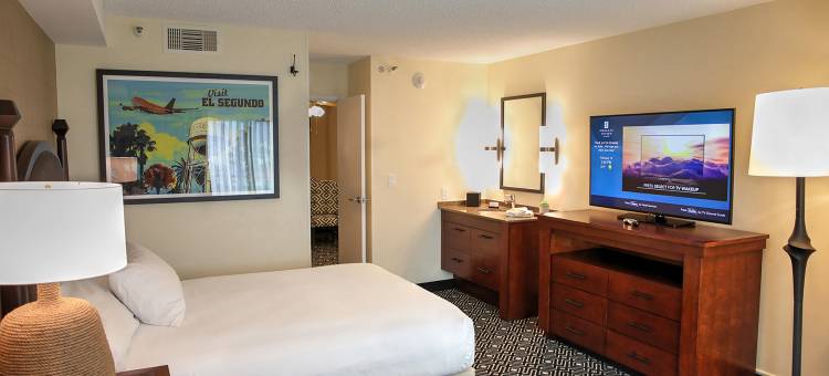 洛杉矶国际机场南安泊套房酒店(Embassy Suites by Hilton Los Angeles International Airport South)图片