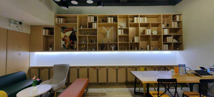 城家公寓酒店(深圳南山地铁站店)图片