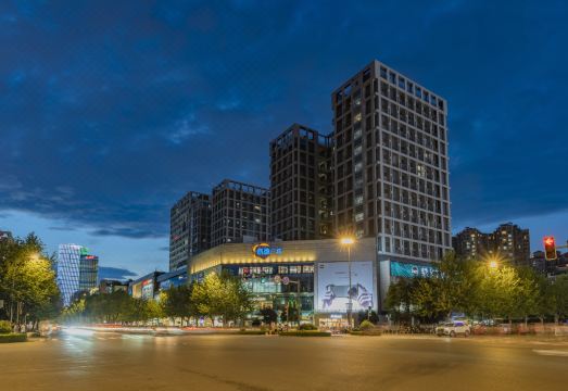Lydia Hotel (Chengdu East Railway Station)Hotel Overview