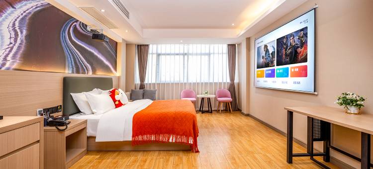 月青竹酒店(太康第二高级中学店)图片