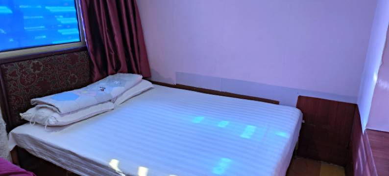 岫岩站东旅店图片