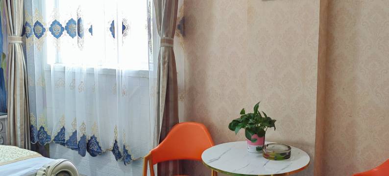 京山五叶红酒店图片