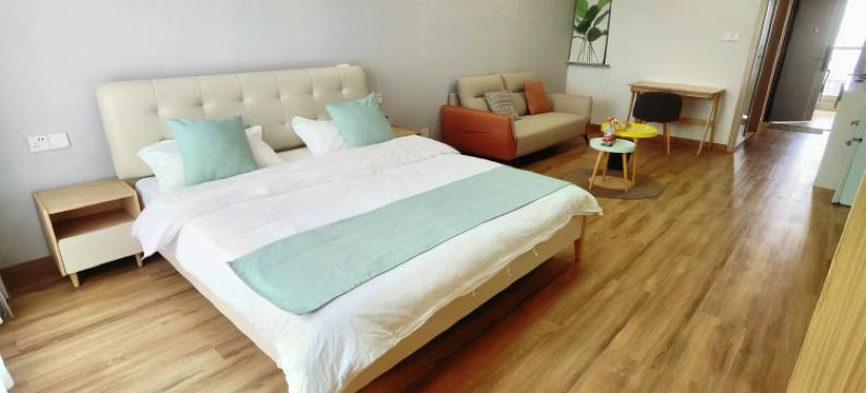 寒舍小居(凤凰中心广场店)图片