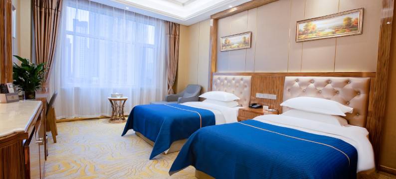 铂悦饭店(临夏八坊十三巷店)图片