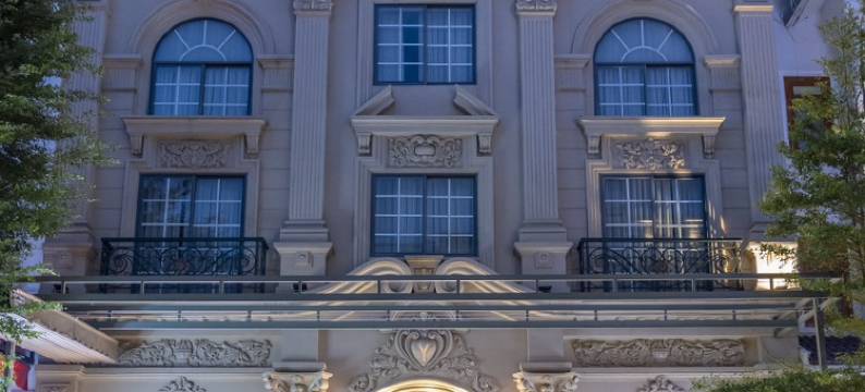 西贡邵庄豪华酒店(Thao Trang Laluxe Hotel Phu My Hung)图片