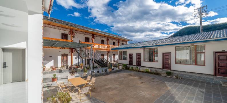 泸沽湖尼赛时光客栈图片