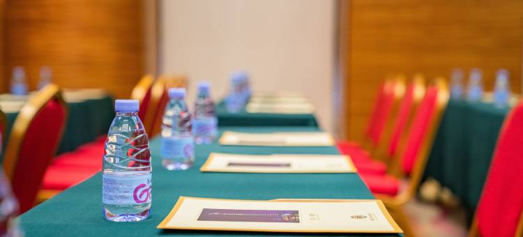 福青龙华天假日酒店(深圳会展中心店)图片