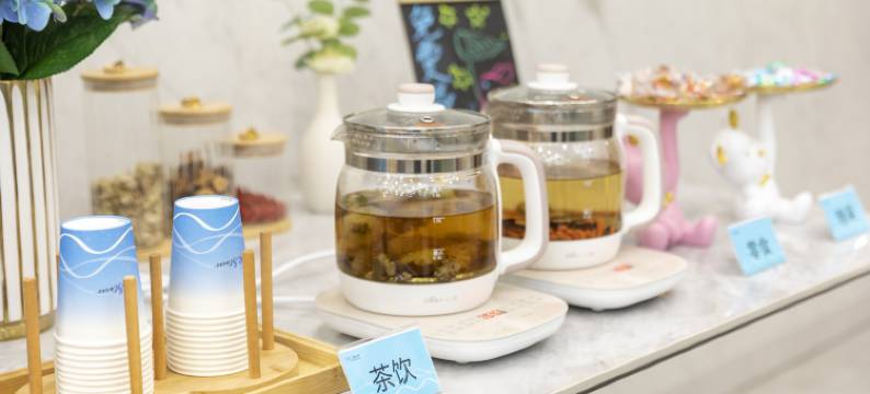 雅美途酒店(玉林银丰国际中药港大润发店)图片