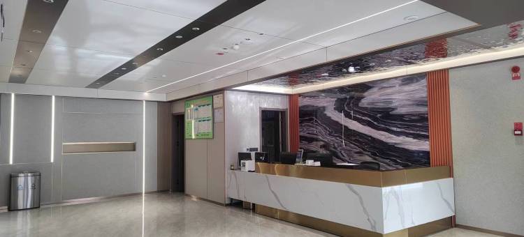 艺龙瑞云酒店(阿拉尔上海风情街市政府店)图片