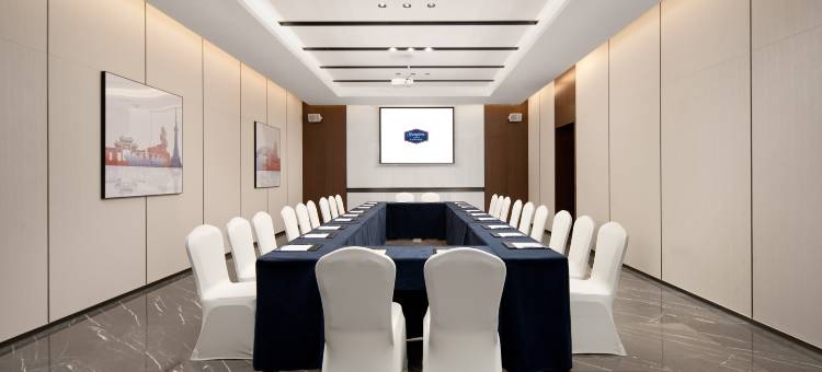 佛山南海影视城希尔顿欢朋酒店图片