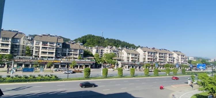 常山米蓝君庭酒店(行政服务中心店)图片