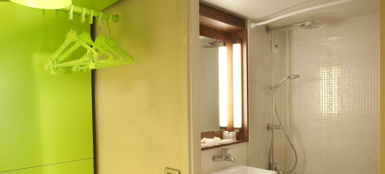 克莱蒙费朗南部伊苏瓦尔康铂酒店(Campanile Clermont Ferrand Sud - Issoire)图片