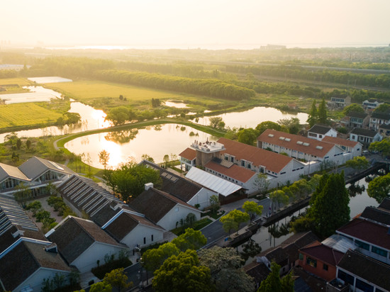 昆山阳澄湖有熊酒店
