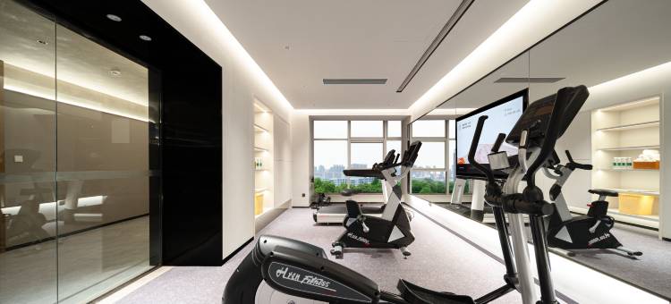 衢州龙游凤翔洲公园荣昌大道亚朵酒店图片