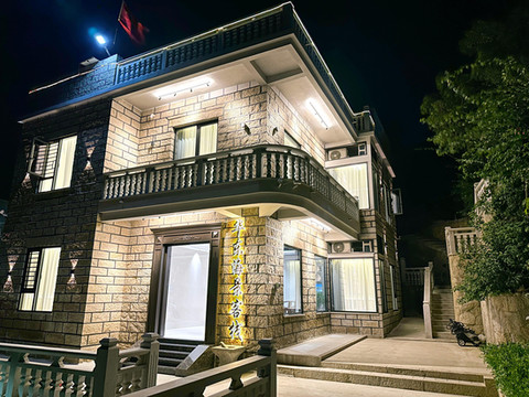 华东海景客栈(海岛书·沙滩club店)