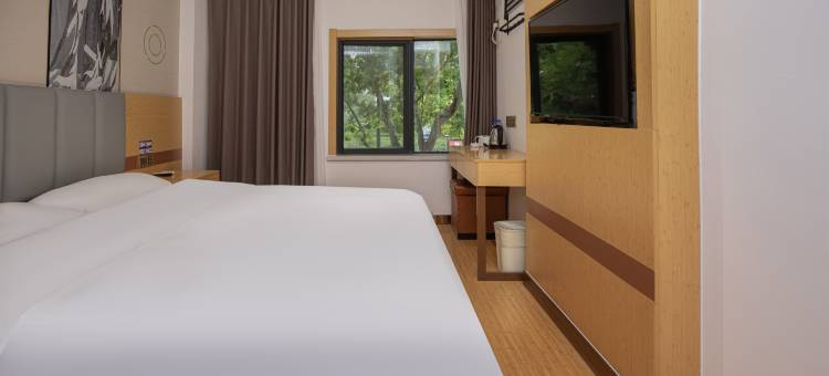 格林豪泰智选酒店(南京中山陵风景区钟灵街地铁站店)图片