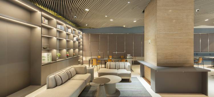 星程酒店(深圳宝安中心宝体地铁站店)图片