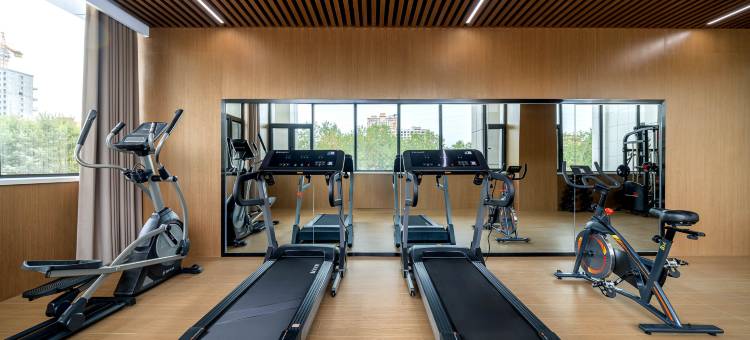 龙泽惠理国际酒店(奎屯金泰广场店)图片