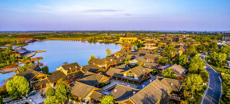 白玉兰酒店(仙桃沔阳小镇店)图片