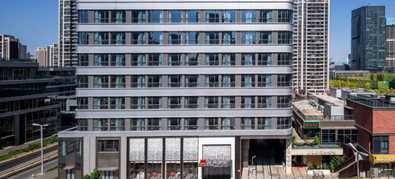 济南CBD万象城丽芮酒店图片