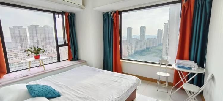 大连拾光海景公寓(世界和平公园店)图片