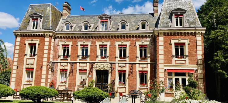 科尔奈城堡酒店(Logis Hôtel Château Corneille)图片