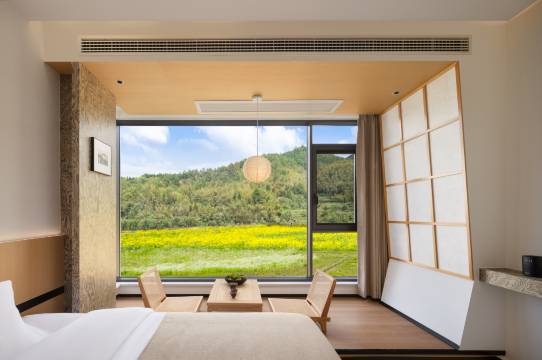 可乐谈心·270°露台院景设计美宿(篁岭景区店)图片
