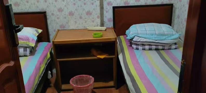 东宁德艳旅店图片